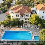 Hotel de apartamente Zaneta & Neo Klima
