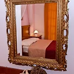 Zaneta & Hotel de apartamente 3*