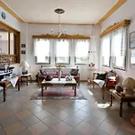 Zaneta & Hotel de apartamente 3*