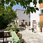 Hotel de apartamente Zaneta & 3*