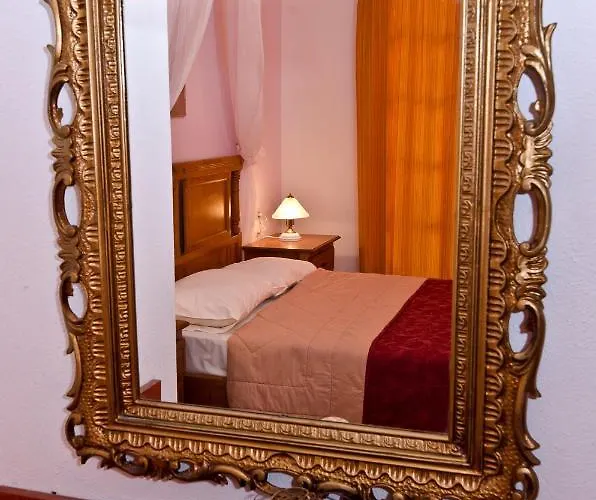 Zaneta & Aparthotel 3*