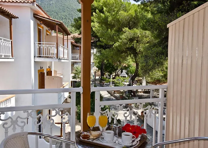 Zaneta & Apart Otel 3*